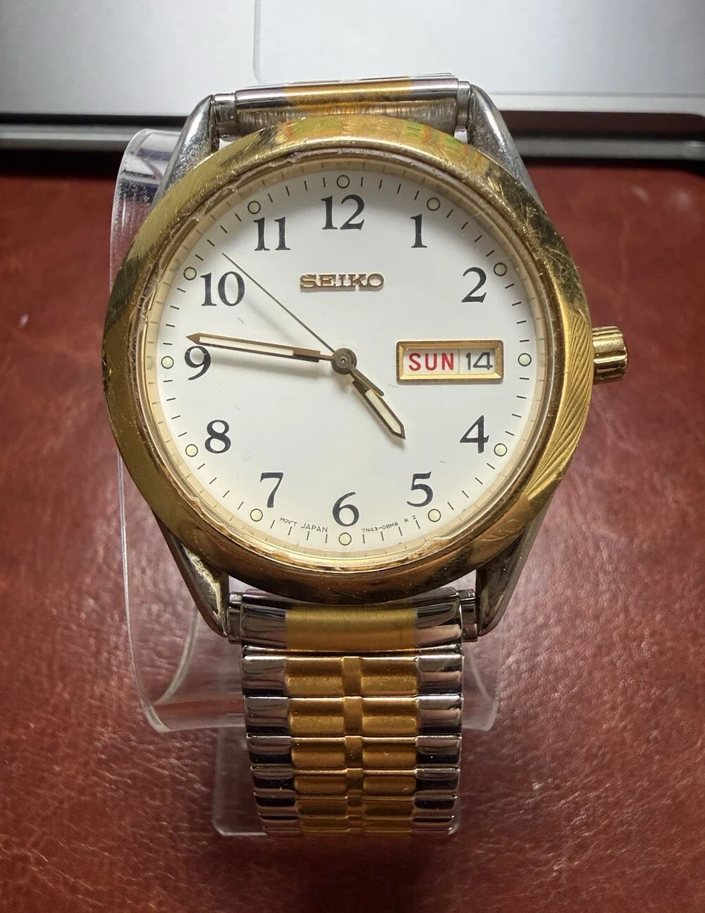 Vintage Seiko 7N43-9088 Two Tone Quartz Day Date Watch White Dial Japan